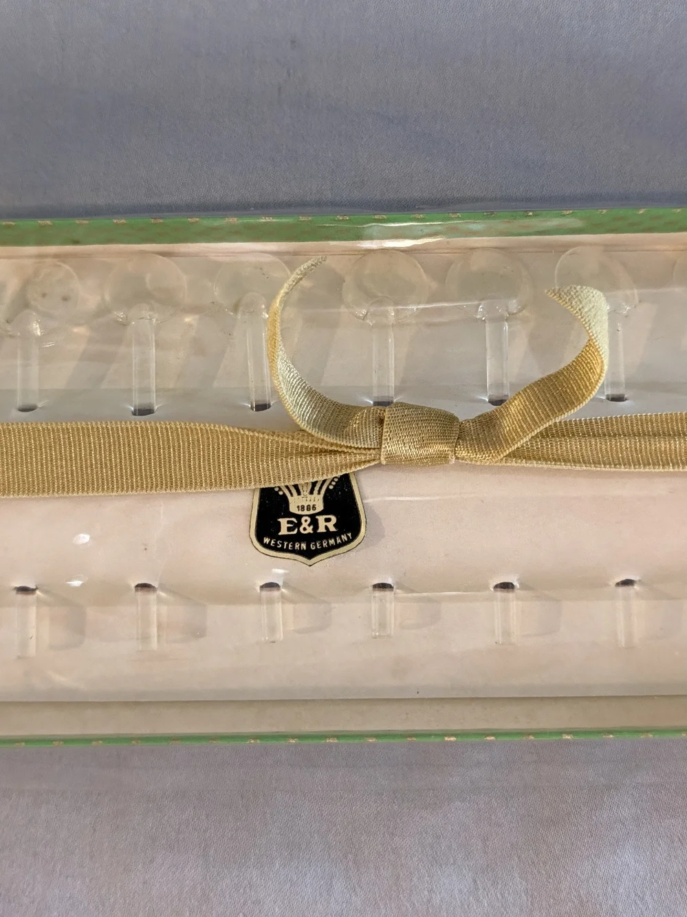 Vintage E&R Golden Crown Clear Plastic Spoon 12pc Set Original Box NOS